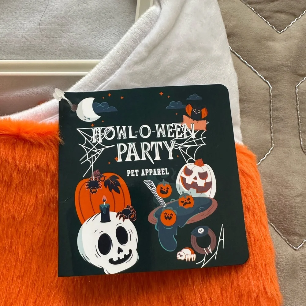 🆕Halloween Candy Corn Pet Costume